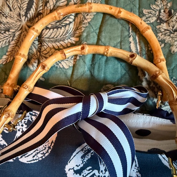 Stylish Navy Lobster Tote with Bamboo Handles - Picture 3 of 6